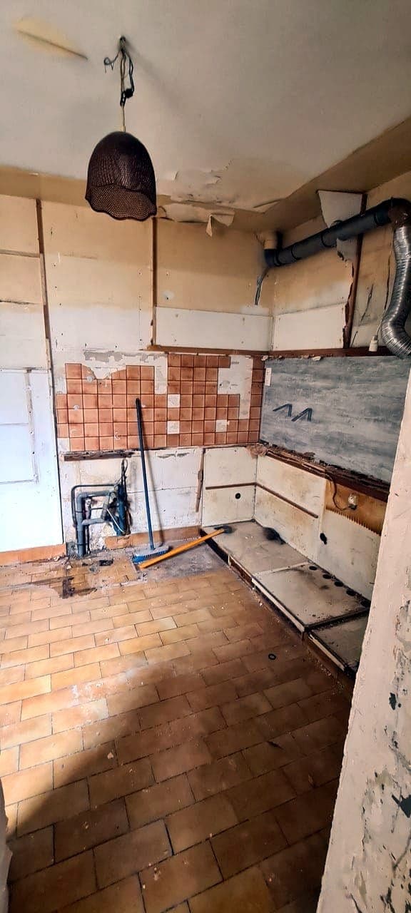 Cuisine avant rénovation, Rénovation à Longjumeau